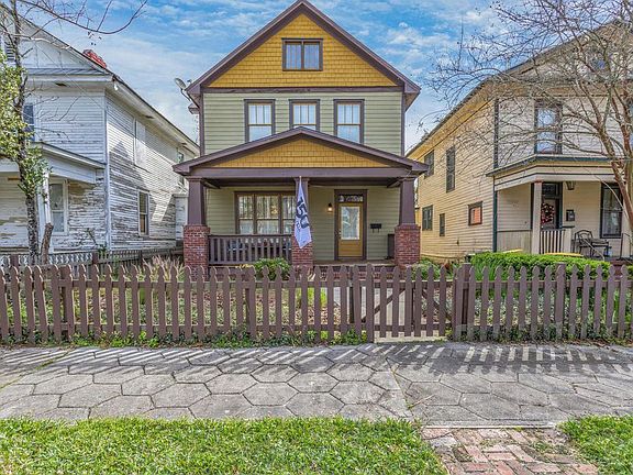 4th image of 1731 Silver St