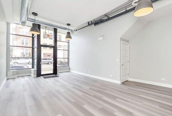4th image of 2452 W Chicago Ave #3R