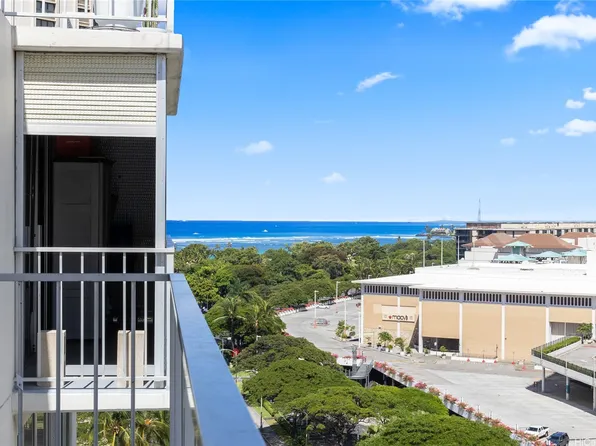 419 Atkinson Dr APT 1401, Honolulu, HI 96814