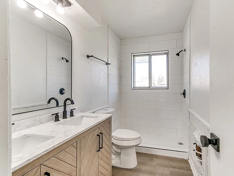 1132 NW 102nd St — Photo 10