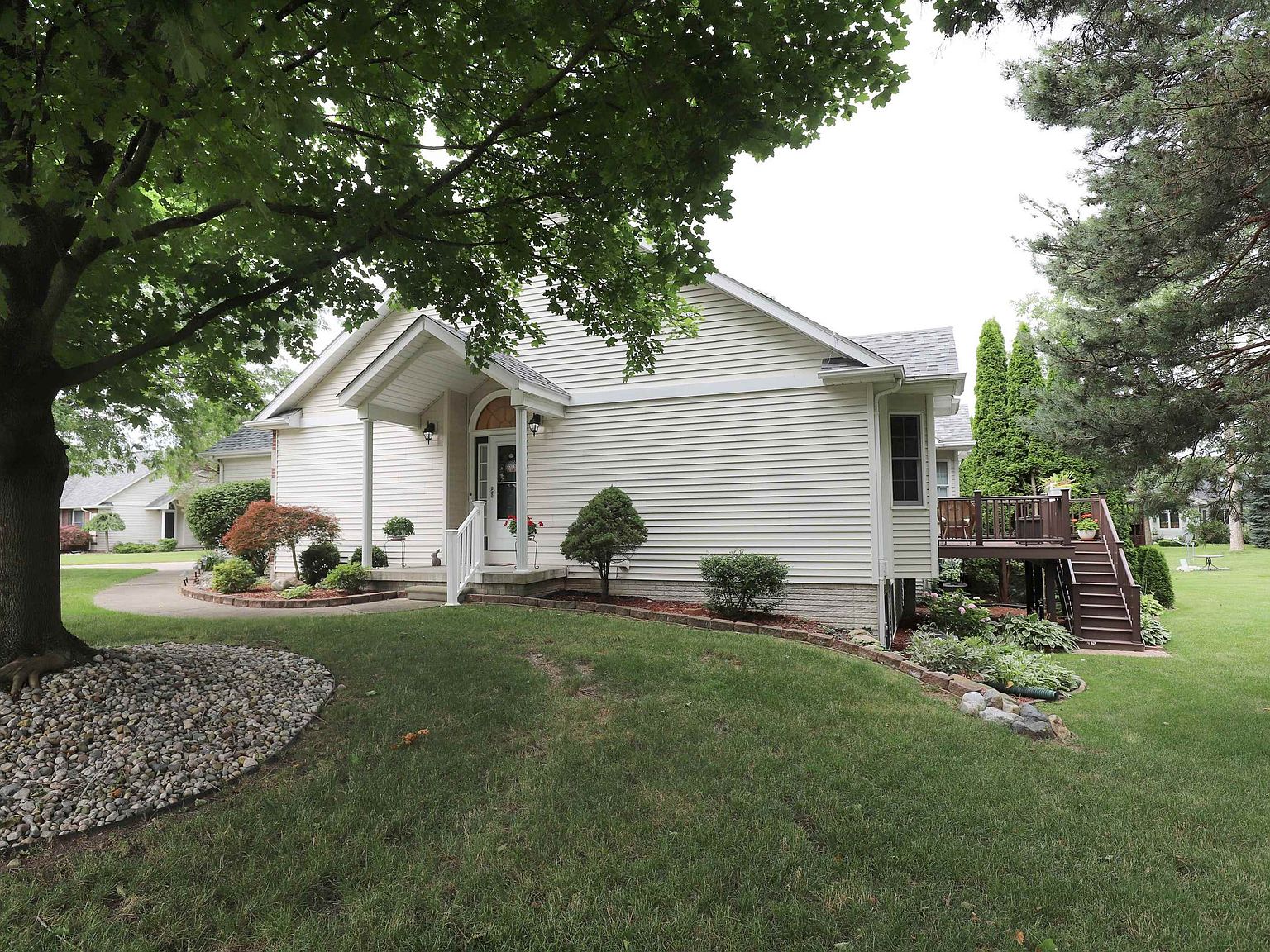 4091 Squire Ln, Flushing, MI 48433 Zillow