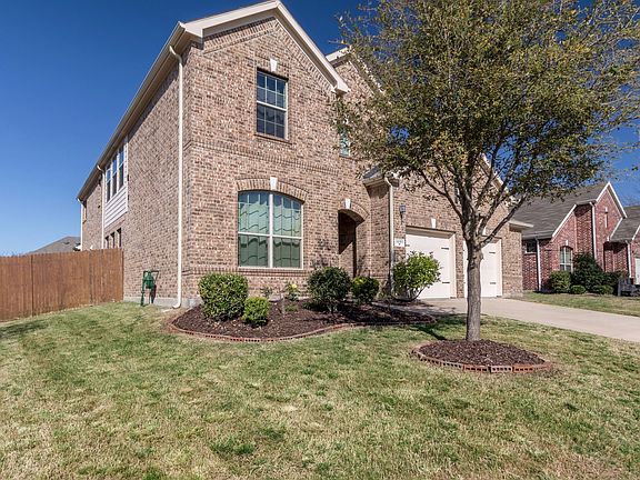 2nd image of 3201 Mosswood Dr
