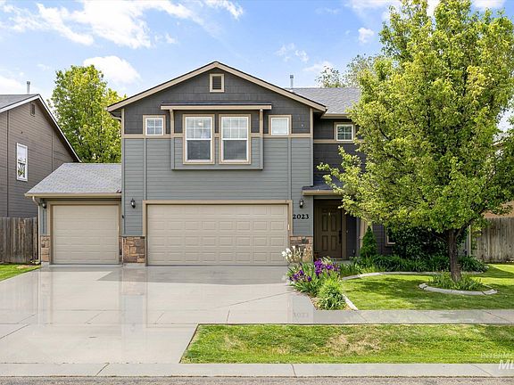 4th image of 2023 E Wrightwood Dr