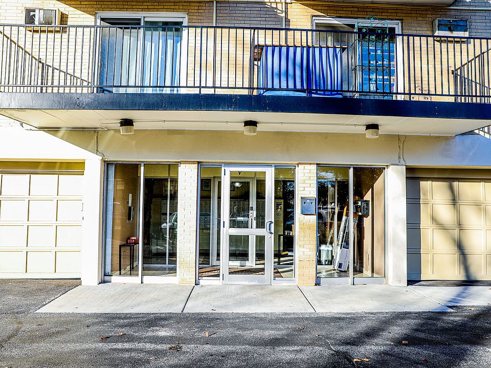 1st image of 315 Des Plaines Ave APT 507