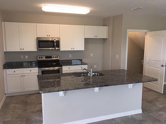 3rd image of 16398 Turning Tide Way