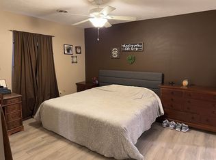 611 Briddick St, Eldorado, IL 62930