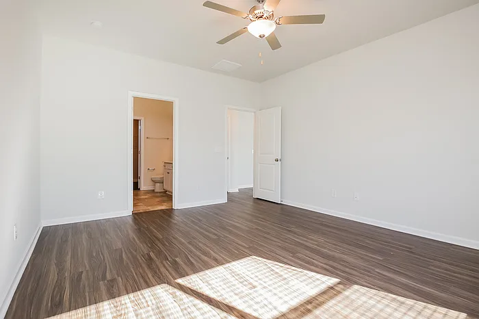 107 Percheron Dr — Photo 9