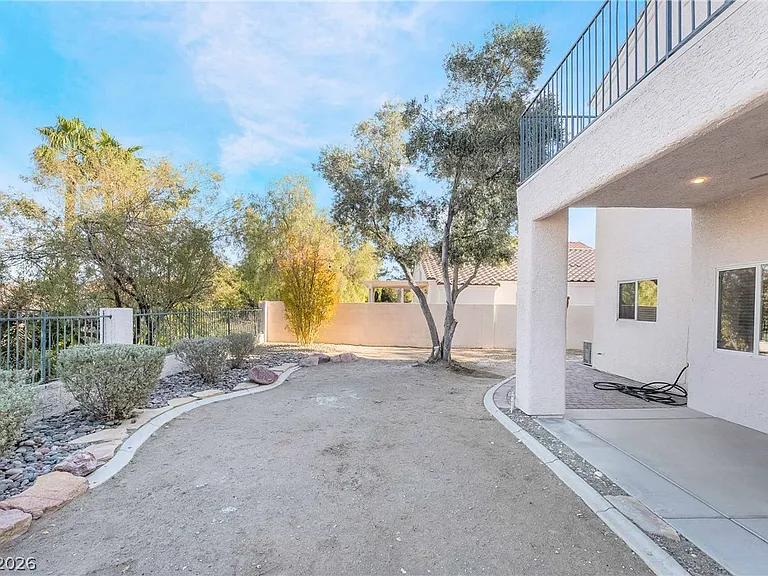 3194 Castle Canyon Ave — Photo 22