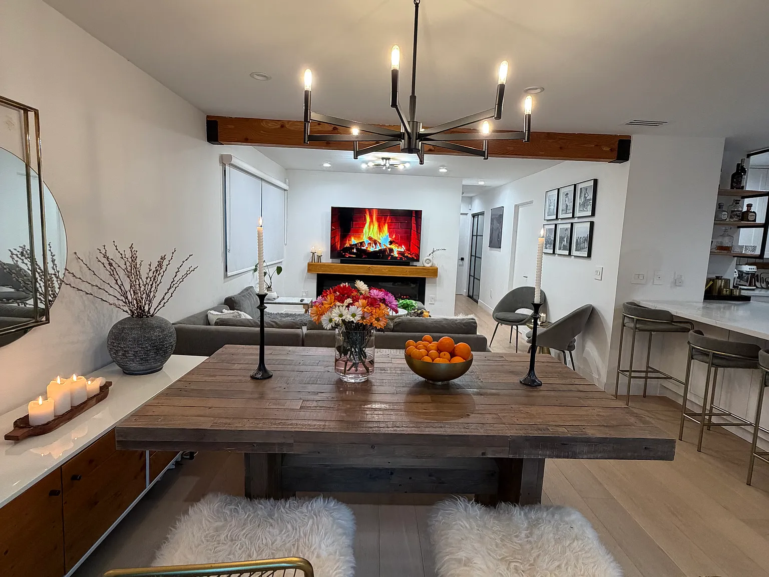 3 bed, 1200 sqft, $8,950 — Photo 2