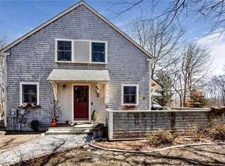 36 Abel Hart Ln, Tiverton, RI 02878