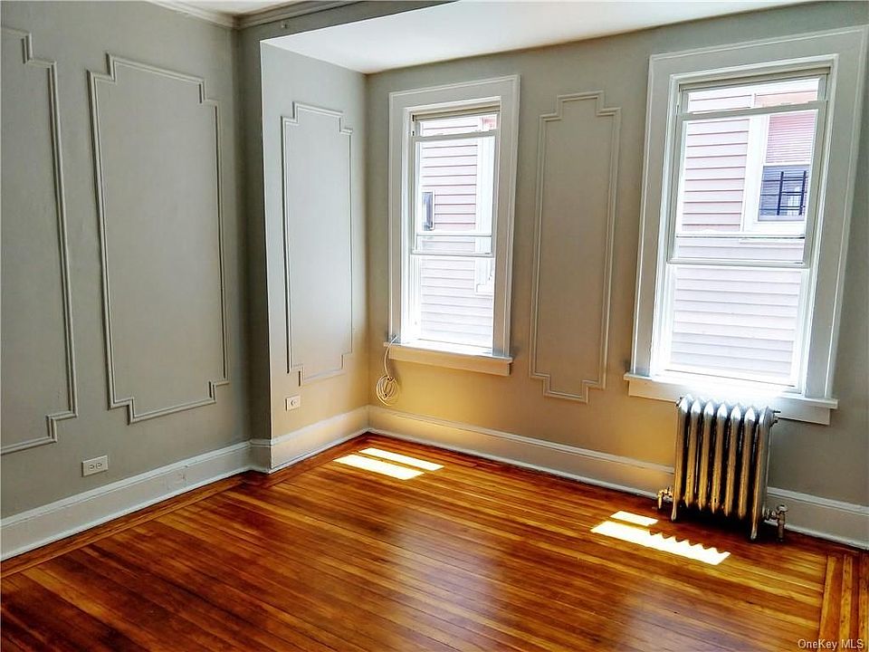 1st image of 126 Park Hill Ave APT 2R