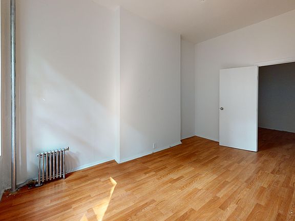 4th image of 1766 Amsterdam Ave APT 3R