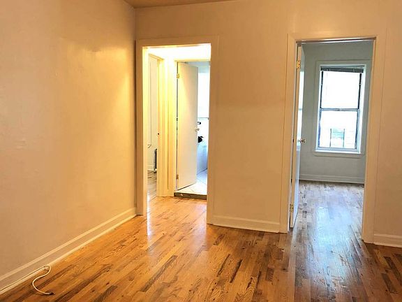 5th image of 302 Eastern Pkwy APT 1H
