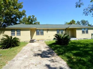 2900 Oklahoma Ave, League City, TX 77573