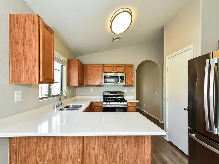 4828 Rush Springs Dr — Photo 9