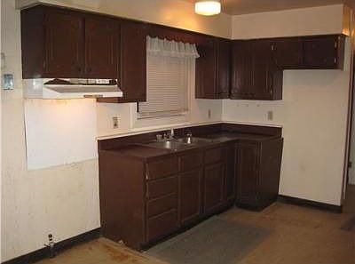 2nd image of 2021 S Olive St
