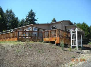 301 Marina Vista Dr, Lowell, OR 97452