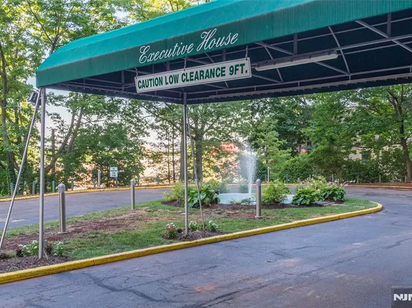 301 Beech St APT 3K, Hackensack, NJ 07601