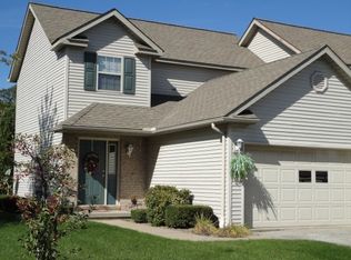 2623 Southern Cir, Erie, PA 16506