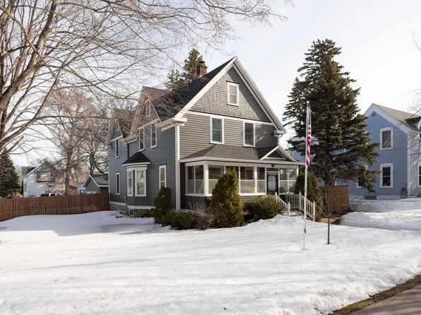 326 W Vasa Ave, Fergus Falls, MN 56537