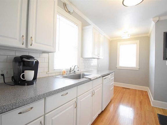 3rd image of 4403 3rd Ave