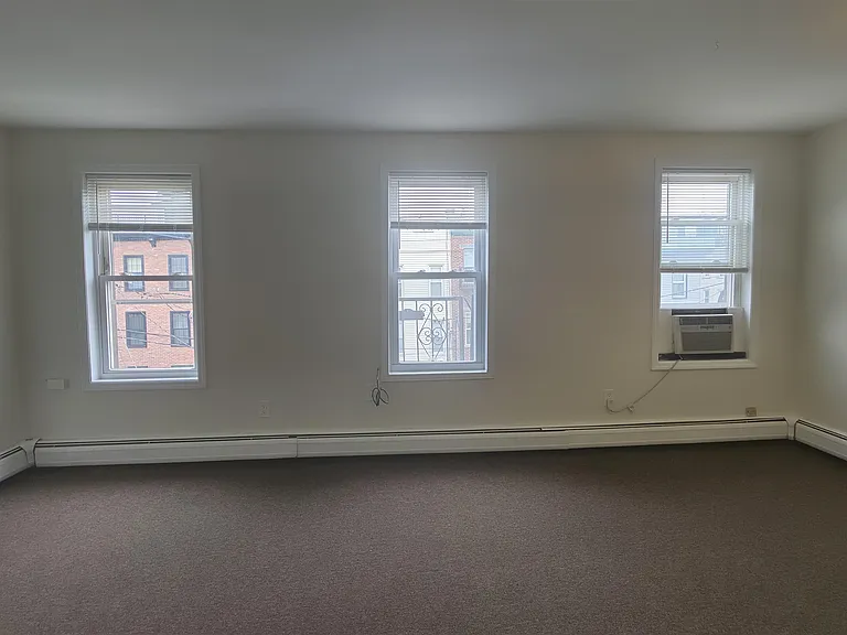 77 Colgate St #3 — Photo 3