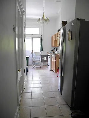 Rented by Highline Residential | media 8