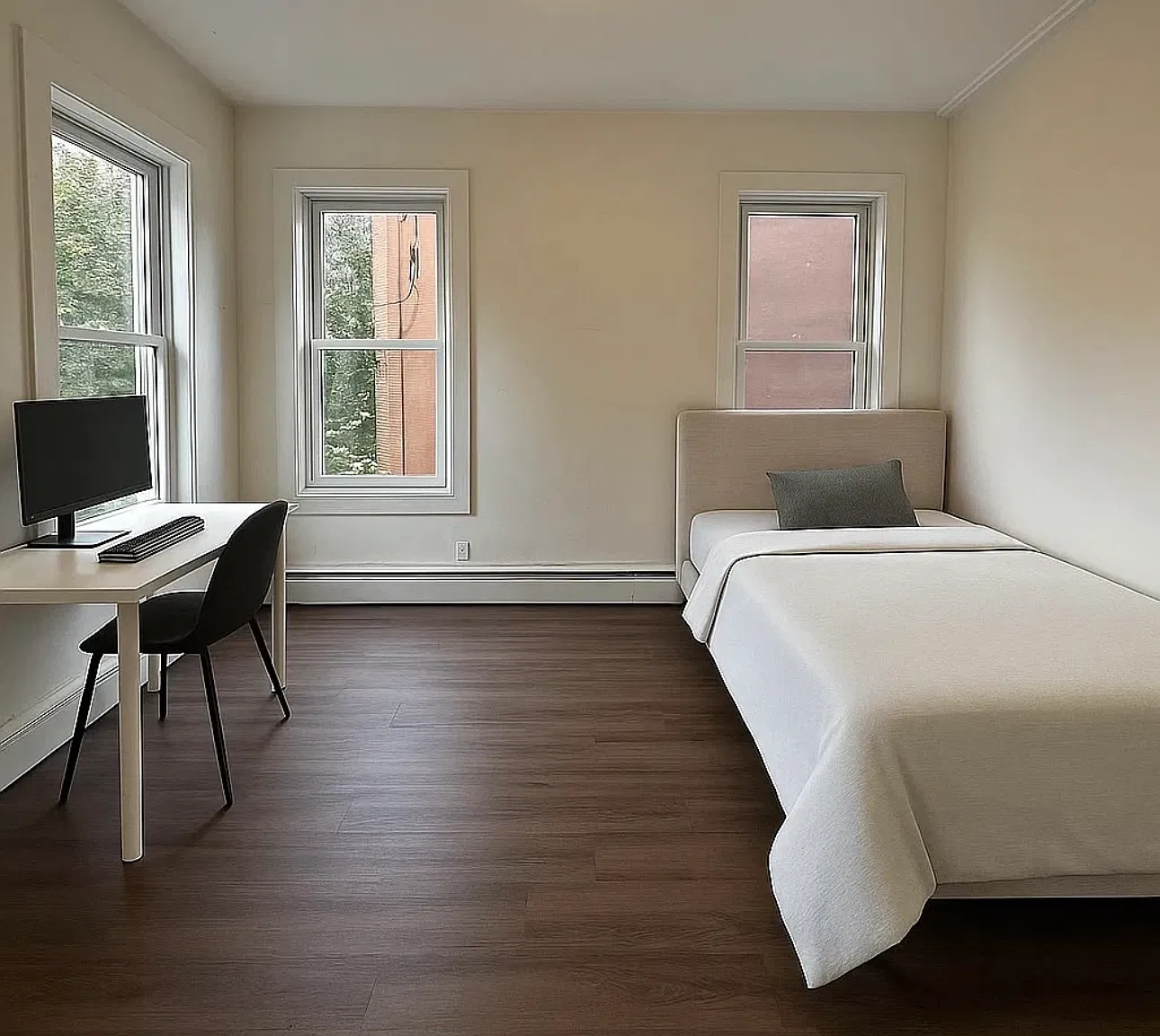 3 bed, $3,000 — Photo 4