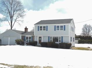 65 Green Meadow Ln, West Springfield, MA 01089