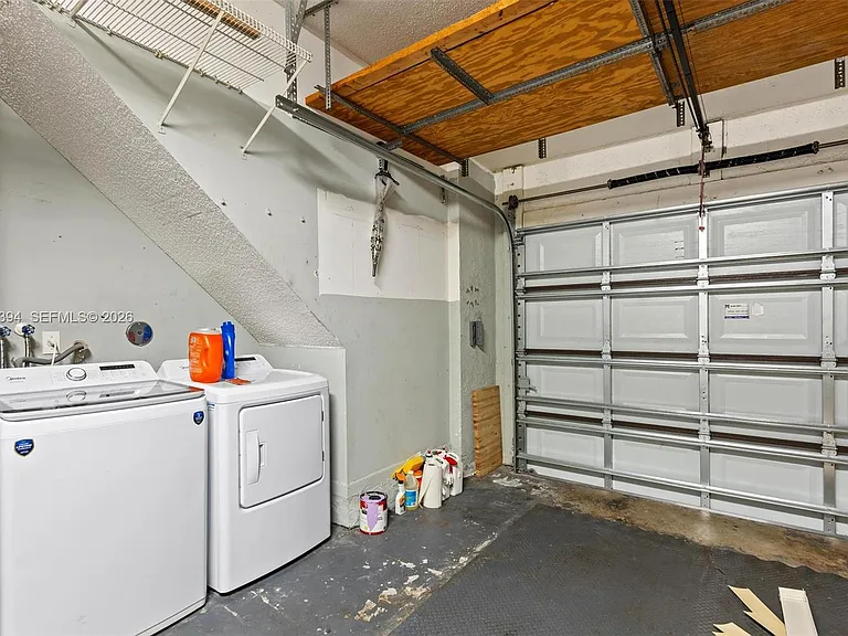 15835 NW 7th St — Photo 34