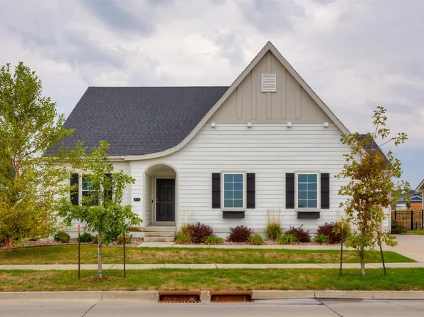 512 SW Prairie Trail Pkwy, Ankeny, IA 50023