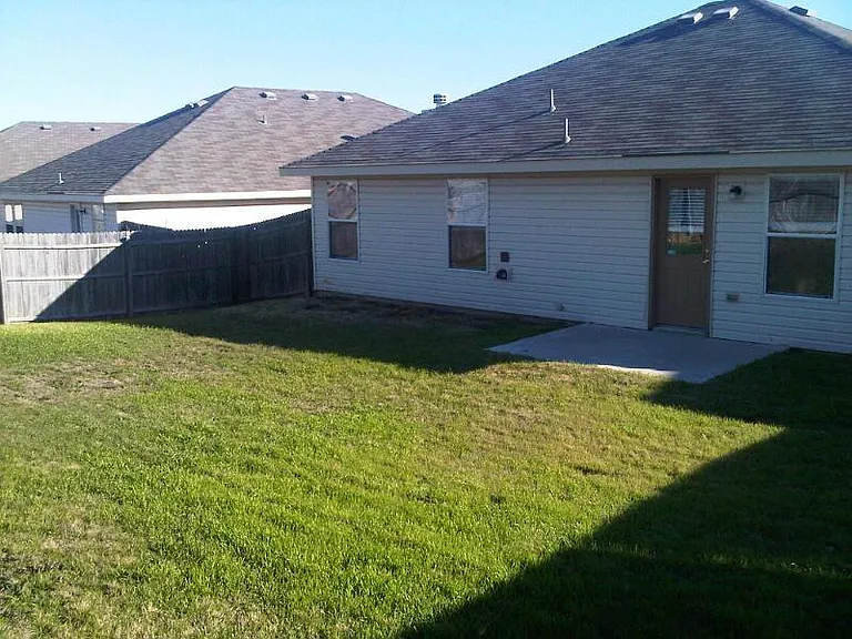 14137 Esperanza Dr — Photo 4