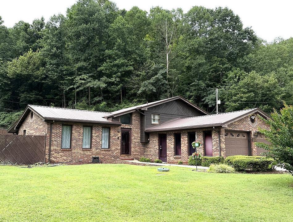 1st image of 61 Leatherwood Ln