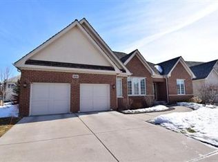 1111 Jonathan Dr, Inverness, IL 60010