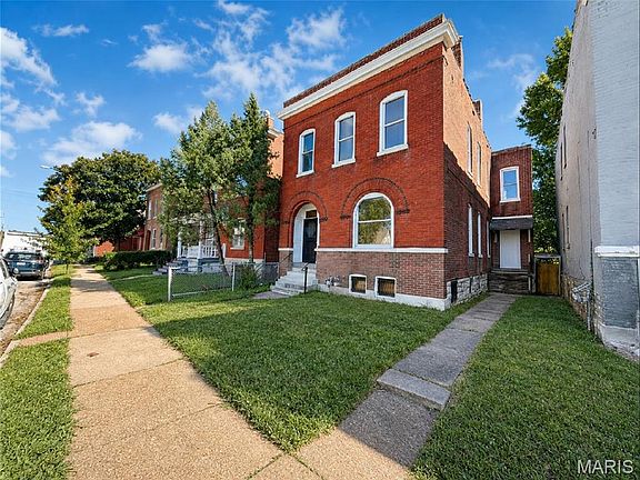 3rd image of 4228 Virginia Ave