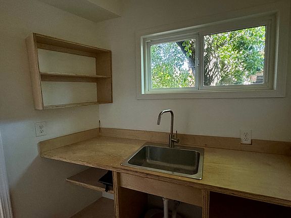 5th image of 20938 Shady Ln #1