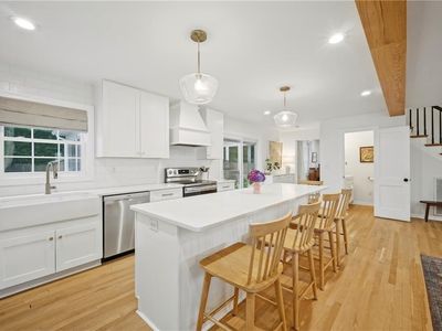 708 Kings Grant Ct, Virginia Beach, VA, 23452