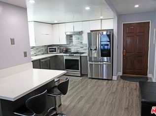 2053 Barry Ave, Los Angeles, CA 90025