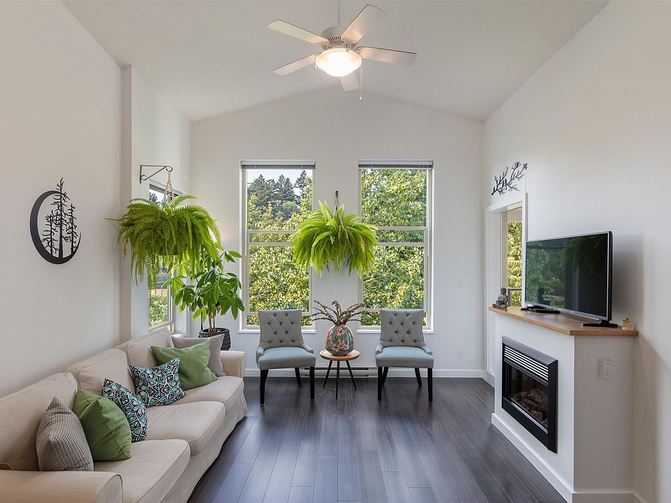 1st image of 265 Ross Dr #401
