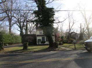 372 Windeler Rd, Howell, NJ 07731