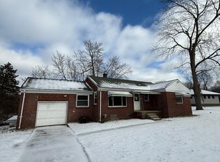 1475 Winthrop Rd, Bloomfield Hills, MI 48302