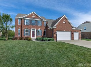 9734 Crooked Creek Dr, Centerville, OH 45458
