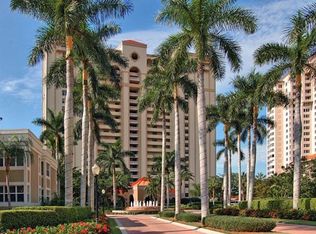 6585 Nicholas Blvd APT 202, Naples, FL 34108