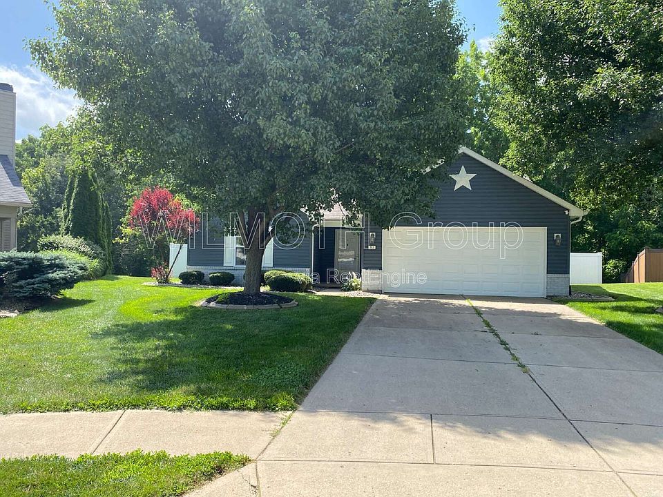 1st image of 313 Tamarack Ct