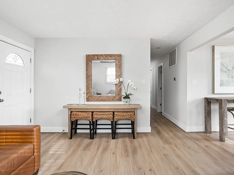 7130 Pin Oak Dr — Photo 9