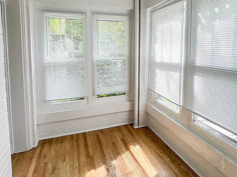5943 1/2 N Magnolia Ave #1 — Photo 4