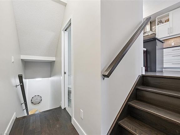 5th image of 60 Arkell Rd #25