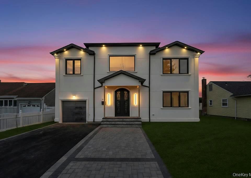 1st image of 472 Farmranch Road E