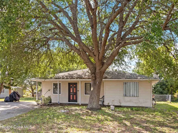 1045 Dove St, Melbourne, FL 32935