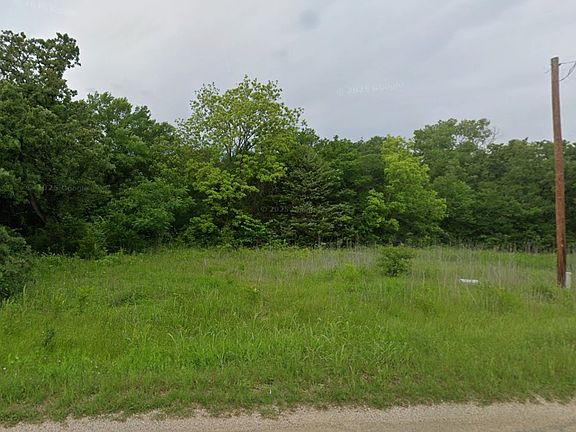 3rd image of 7111 Main St